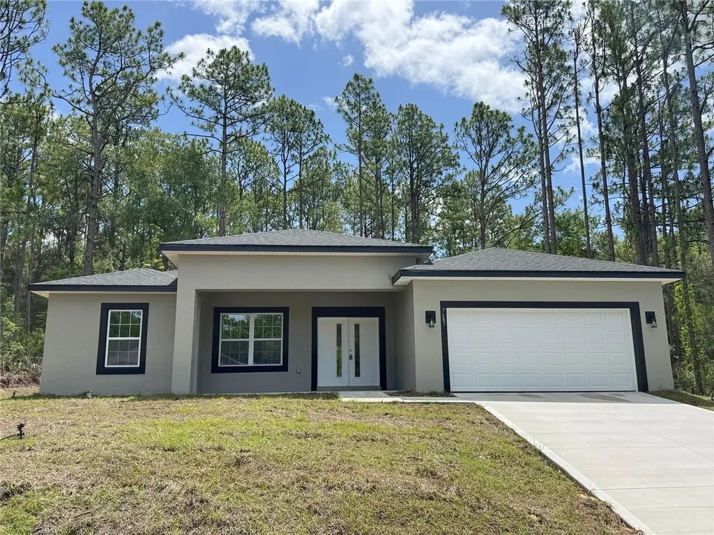 7687 N Quibble Avenue Dunnellon FL 34434