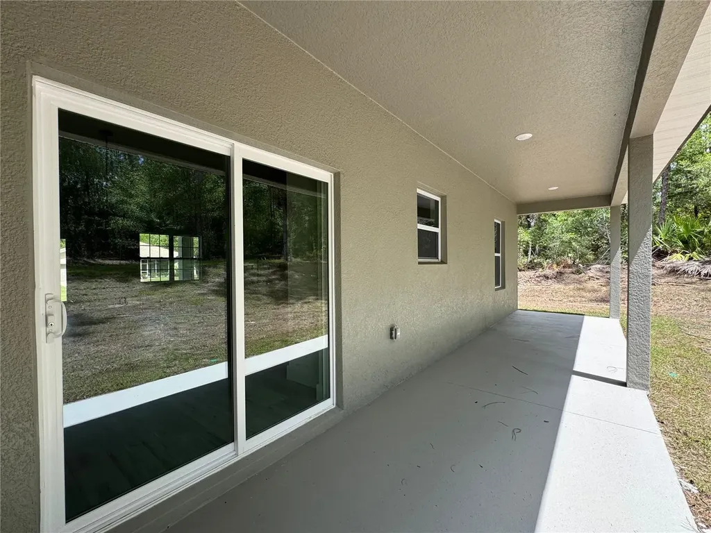 7687 N Quibble Avenue Dunnellon FL 34434