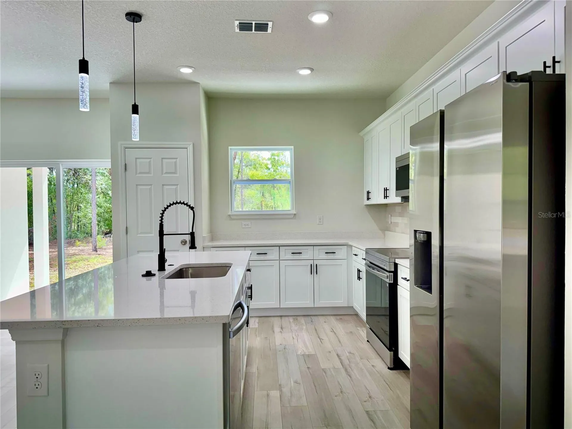 7687 N Quibble Avenue Dunnellon FL 34434