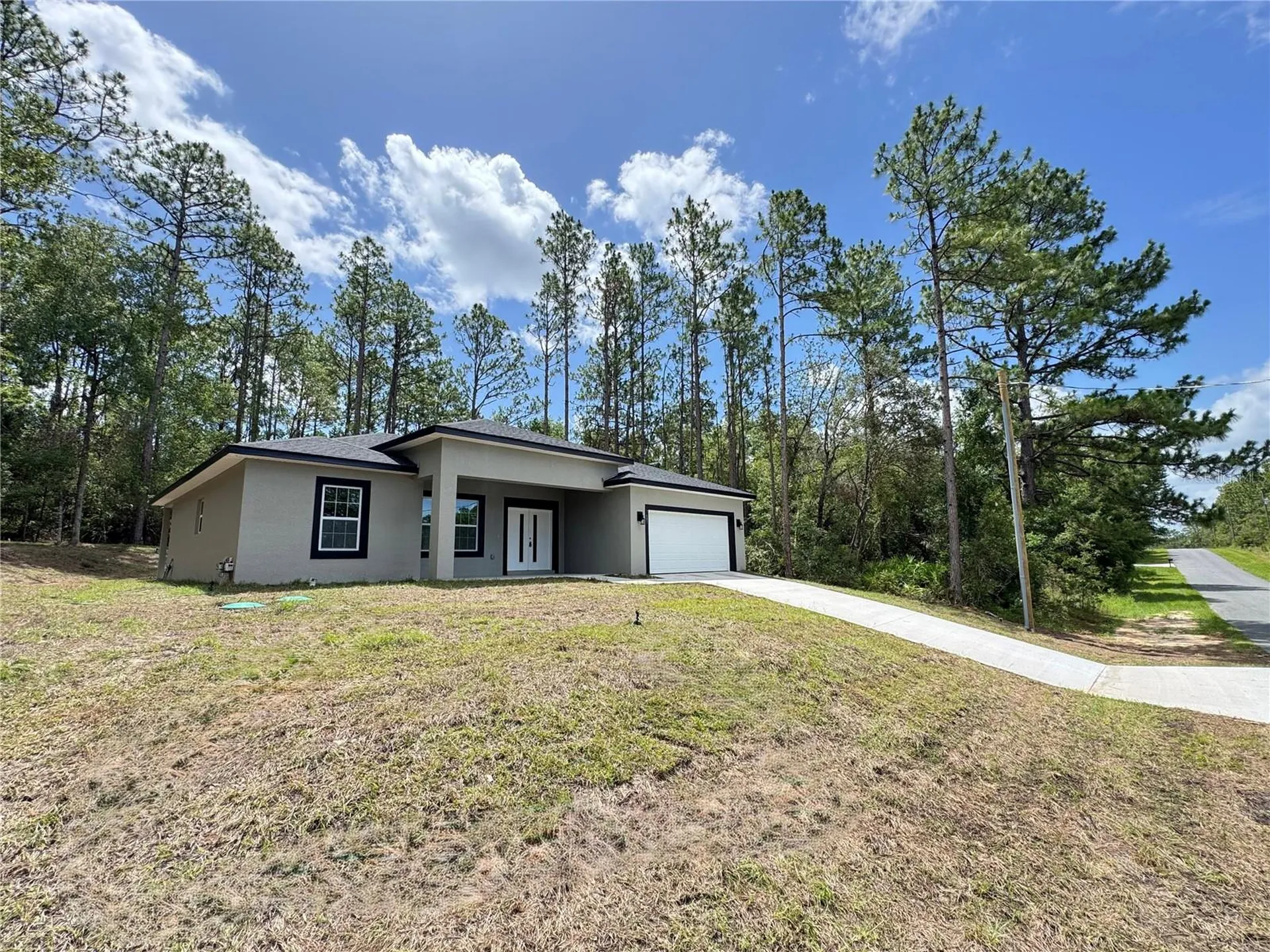 7687 N Quibble Avenue Dunnellon FL 34434