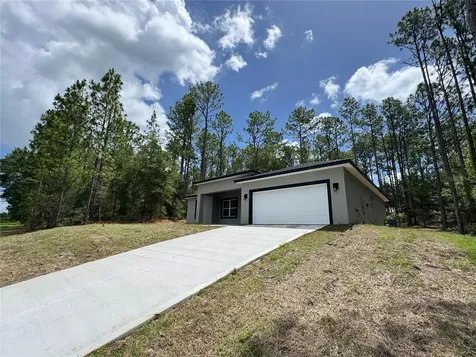 7687 N Quibble Avenue Dunnellon FL 34434