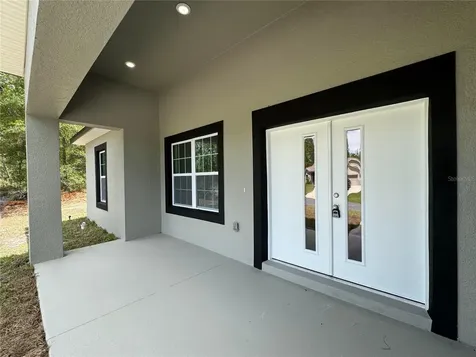 7687 N Quibble Avenue Dunnellon FL 34434