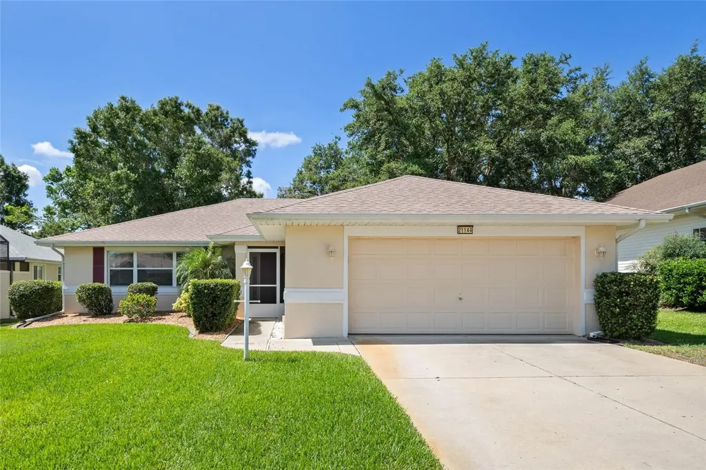 21144 Royal Street Georges Lane Leesburg FL 34748