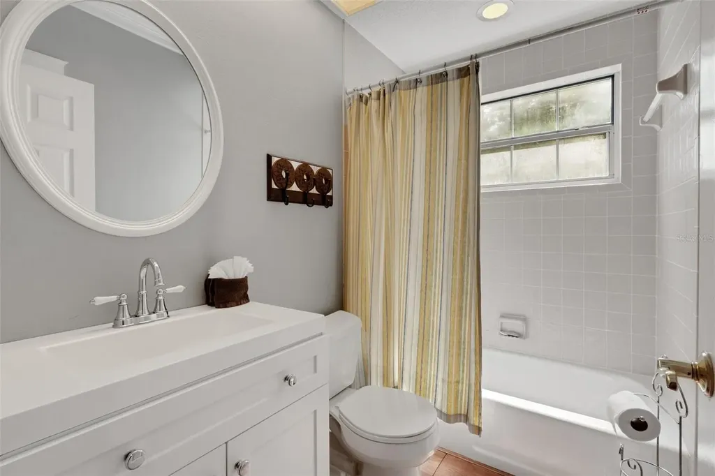 1018 E Highland Drive Lakeland FL 33813