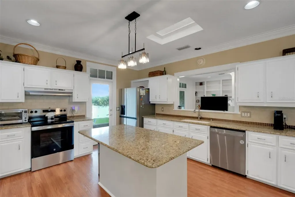 1018 E Highland Drive Lakeland FL 33813