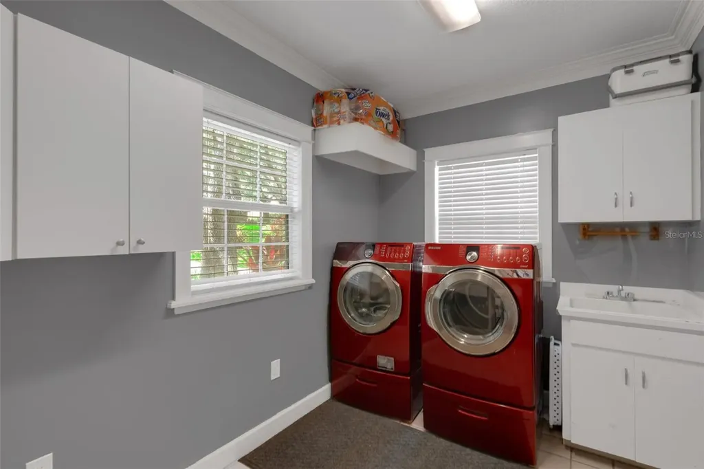 1018 E Highland Drive Lakeland FL 33813