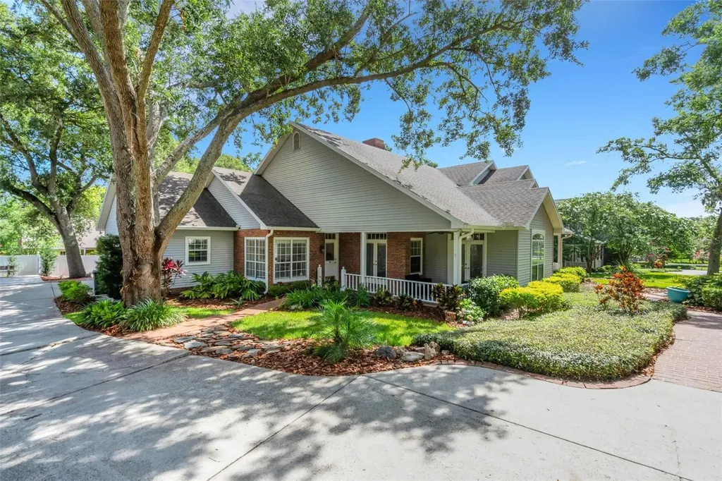 1018 E Highland Drive Lakeland FL 33813