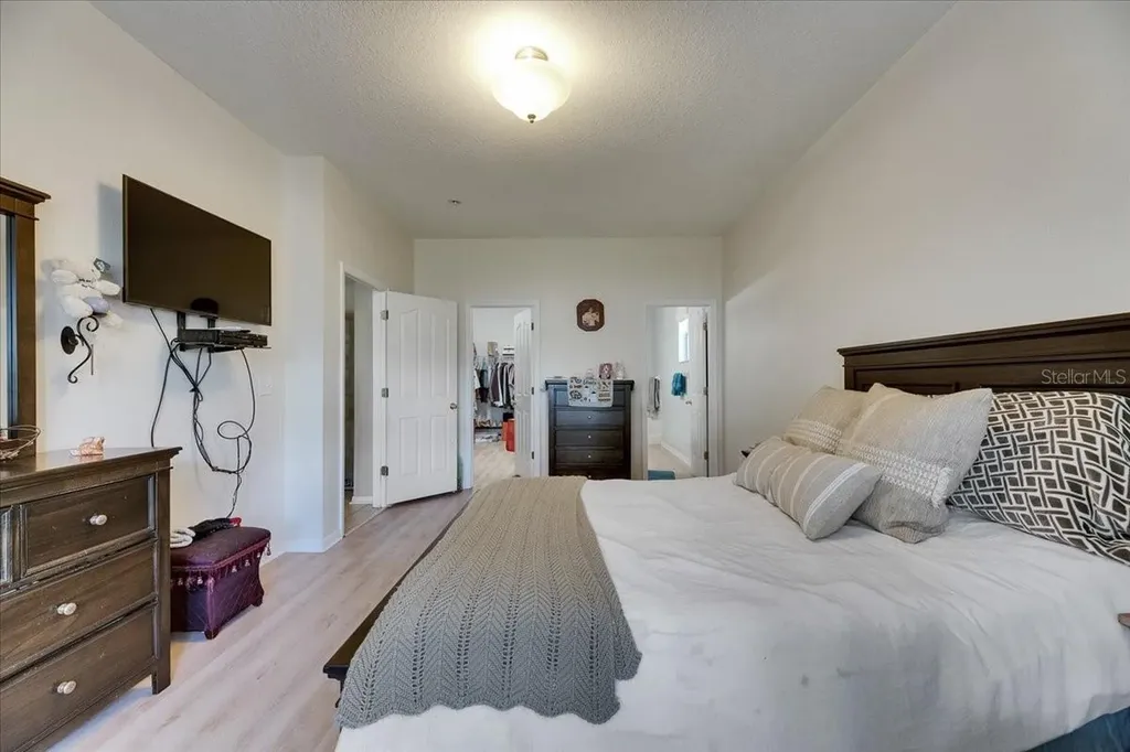 4735 Red Pine Way Wesley Chapel FL 33545