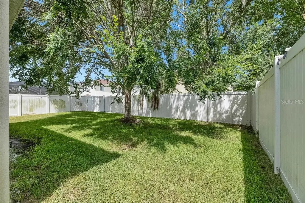 4735 Red Pine Way Wesley Chapel FL 33545