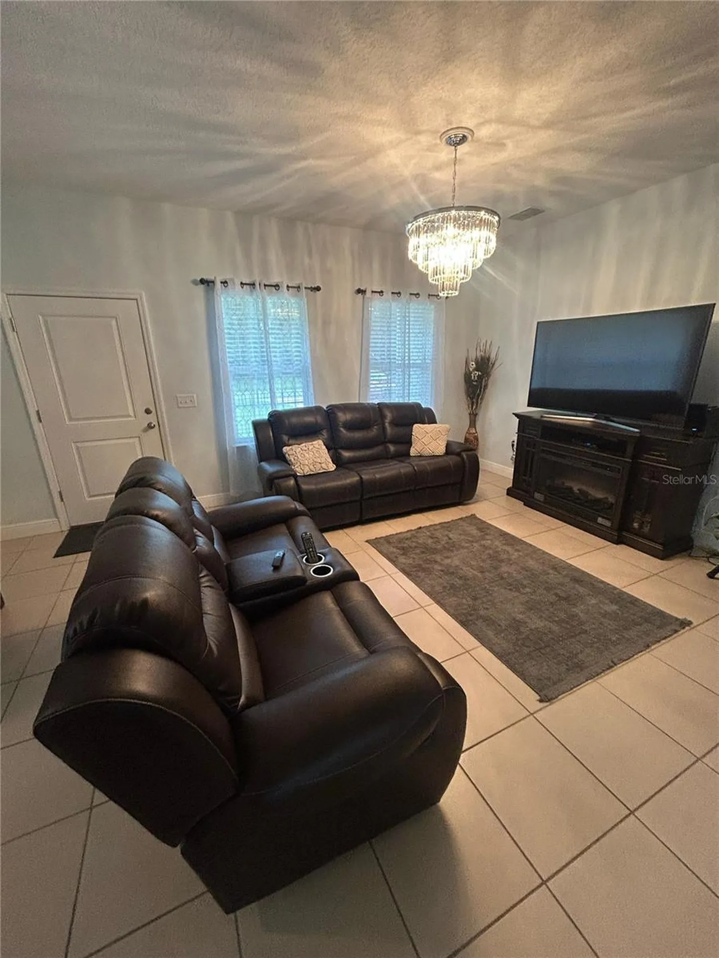 810 Cardinal Way Kissimmee FL 34759