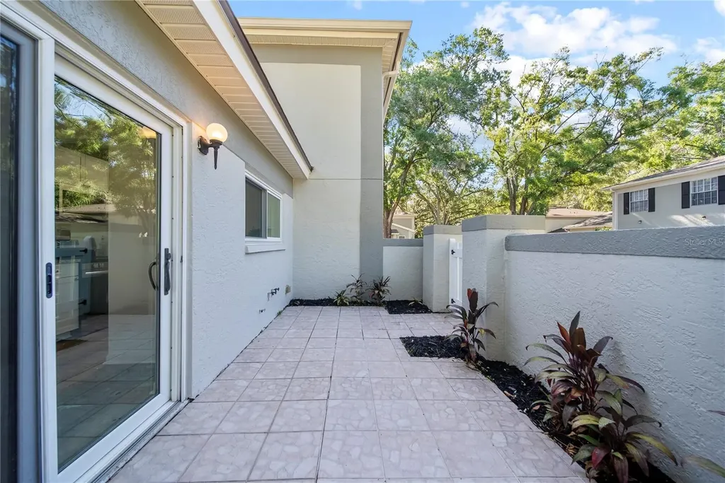 11799 Raintree Drive Temple Terrace FL 33617