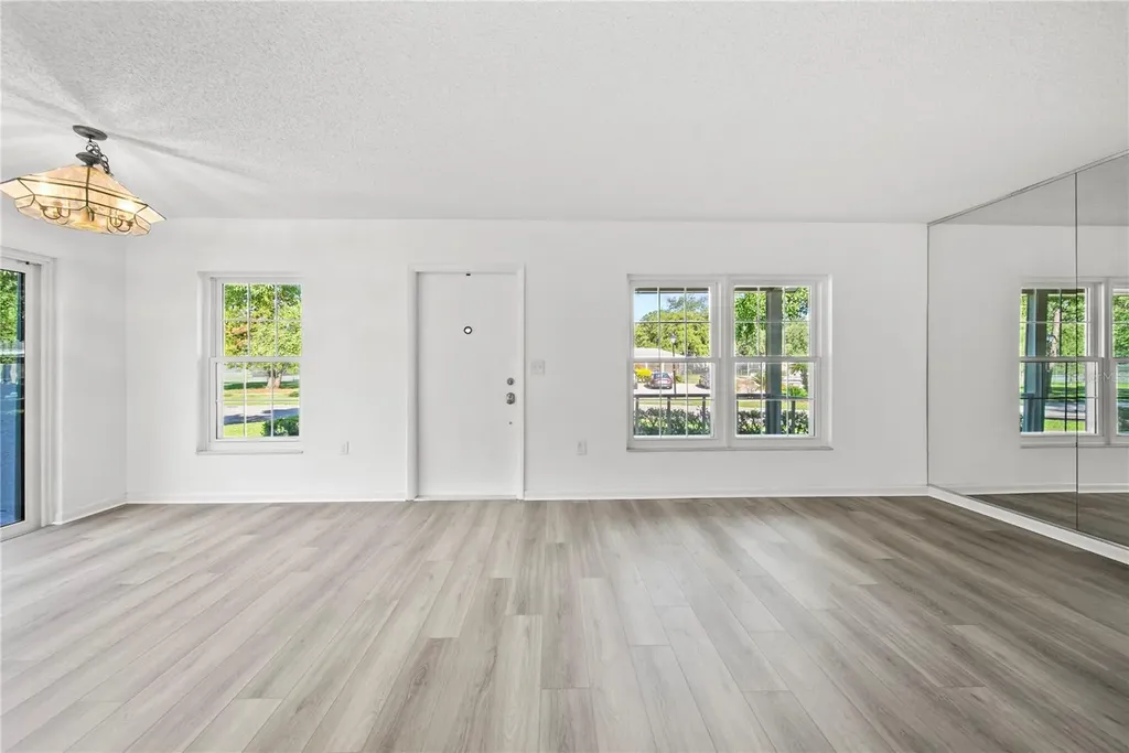 11799 Raintree Drive Temple Terrace FL 33617