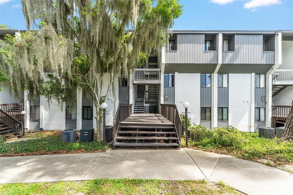 2838 SW 14th Drive Gainesville FL 32608