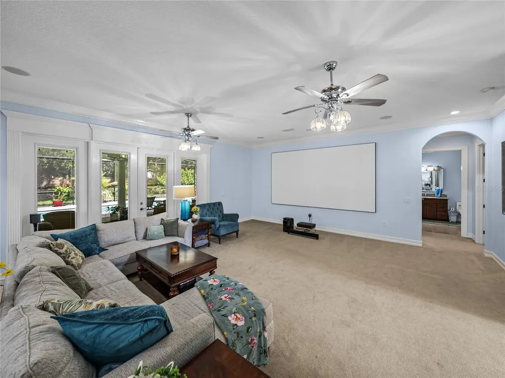 7427 20th Street Zephyrhills FL 33540