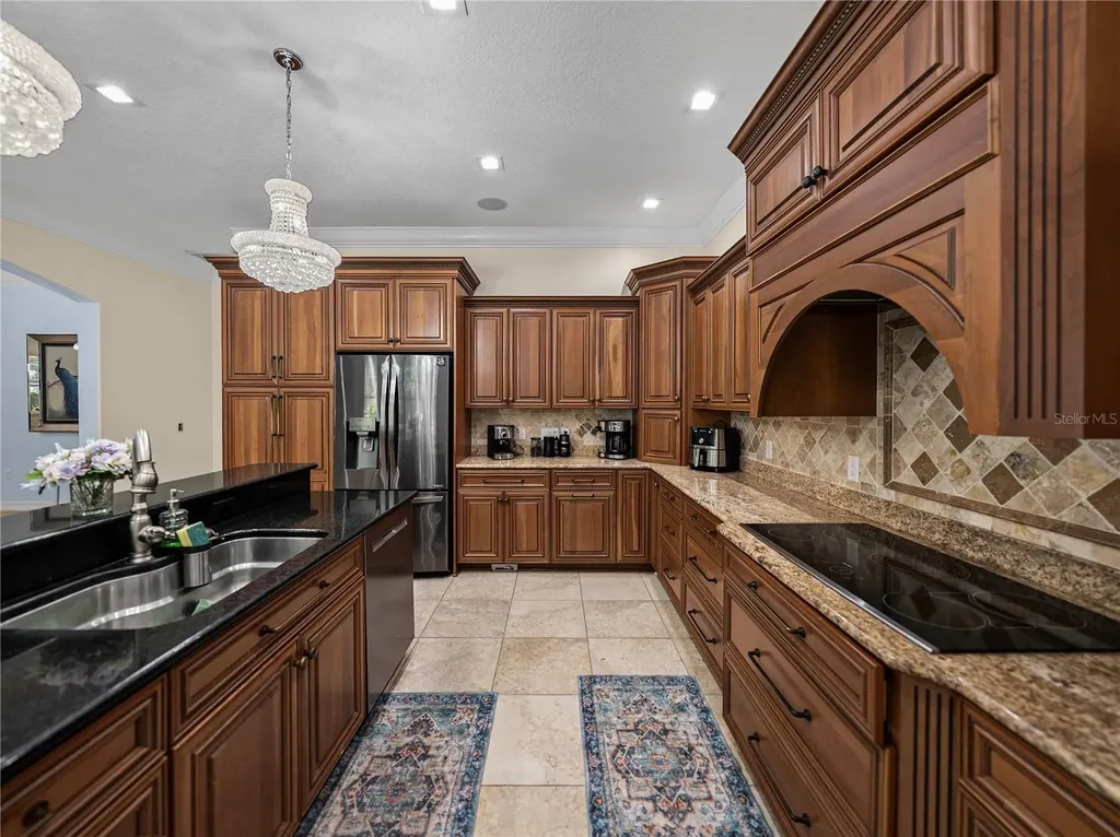 7427 20th Street Zephyrhills FL 33540