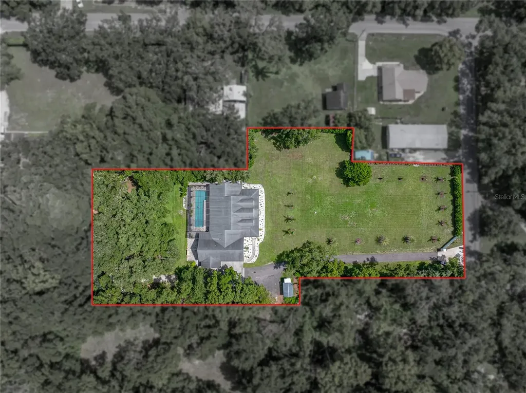 7427 20th Street Zephyrhills FL 33540