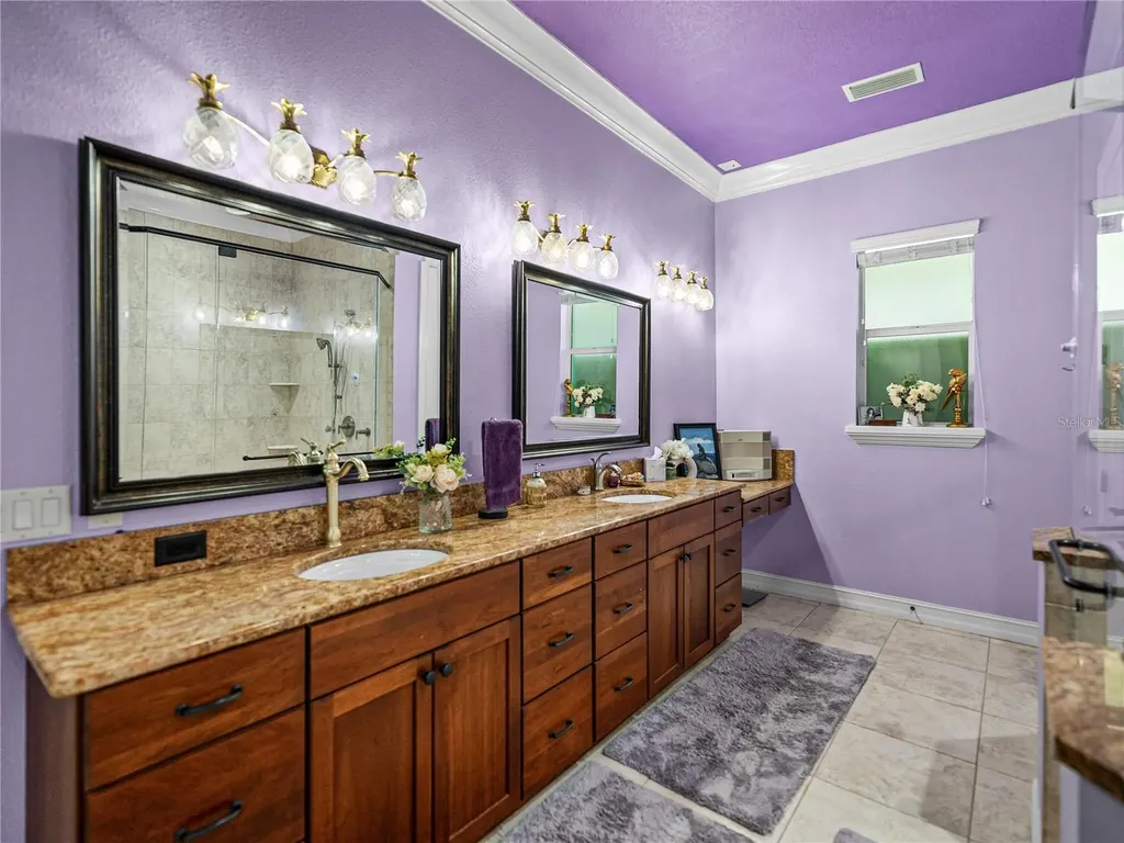 7427 20th Street Zephyrhills FL 33540