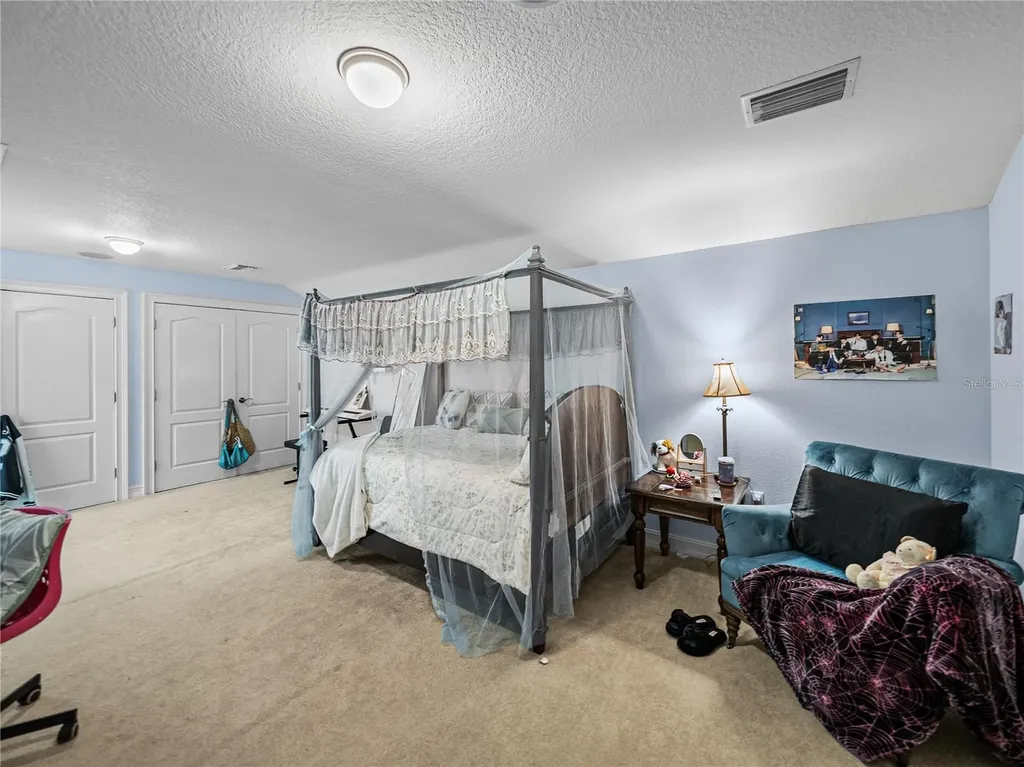 7427 20th Street Zephyrhills FL 33540
