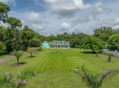 7427 20th Street Zephyrhills FL 33540