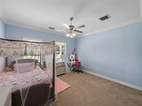 7427 20th Street Zephyrhills FL 33540