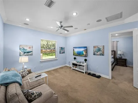 7427 20th Street Zephyrhills FL 33540