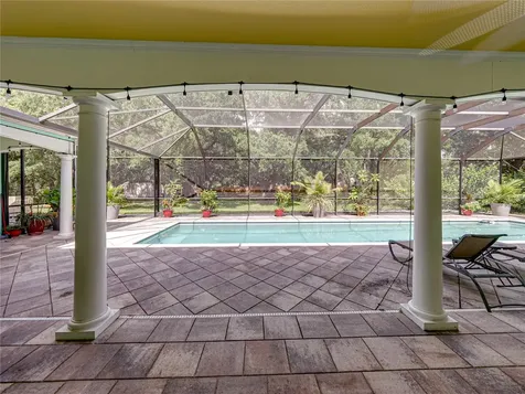 7427 20th Street Zephyrhills FL 33540