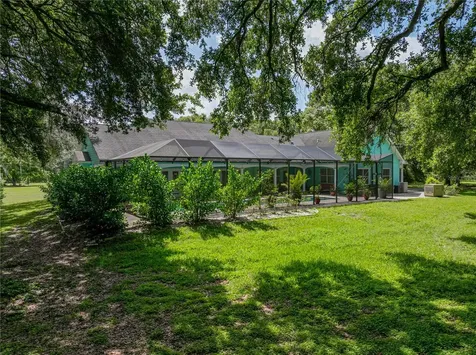 7427 20th Street Zephyrhills FL 33540