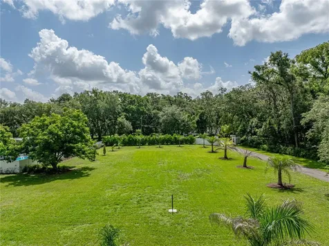 7427 20th Street Zephyrhills FL 33540