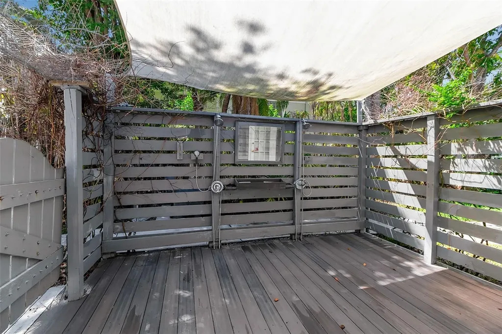 259 S Polk Drive Sarasota FL 34236