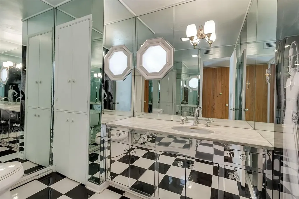 259 S Polk Drive Sarasota FL 34236
