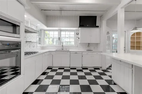 259 S Polk Drive Sarasota FL 34236