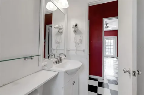 259 S Polk Drive Sarasota FL 34236