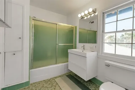 259 S Polk Drive Sarasota FL 34236