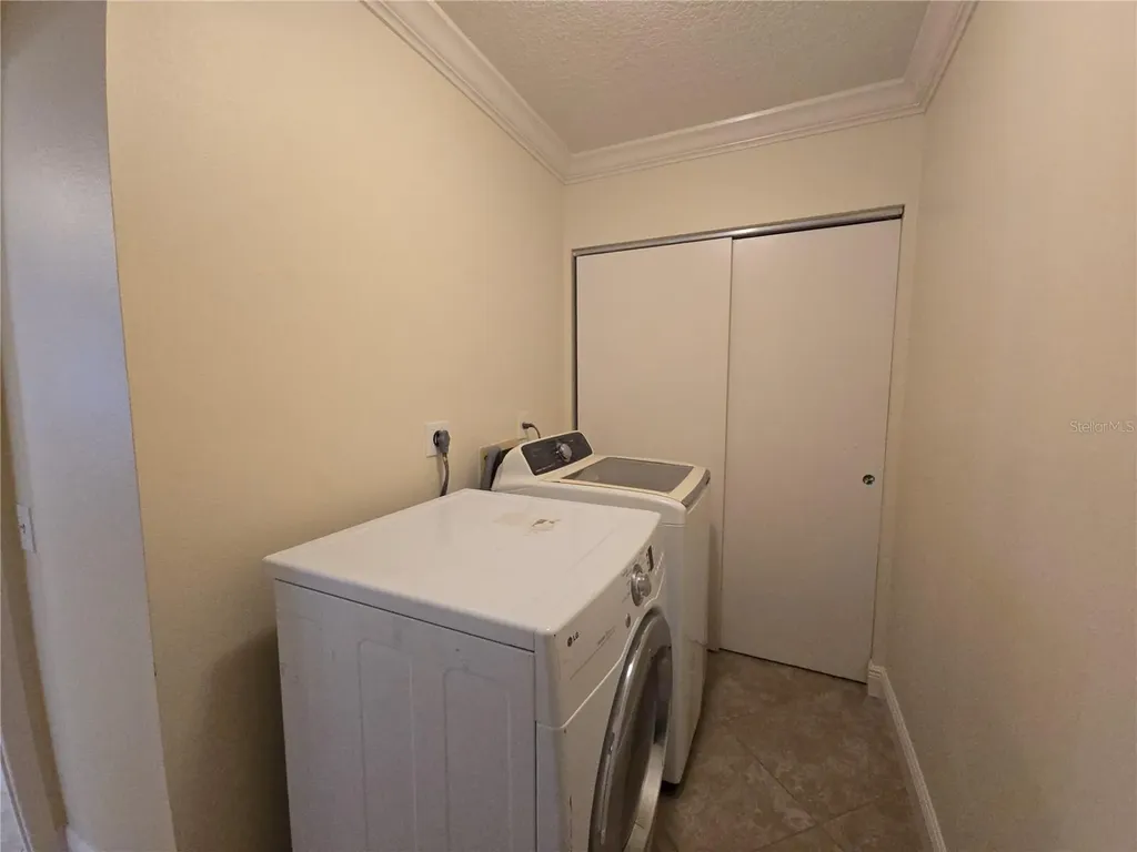2606 29th Ave W Bradenton FL 34205