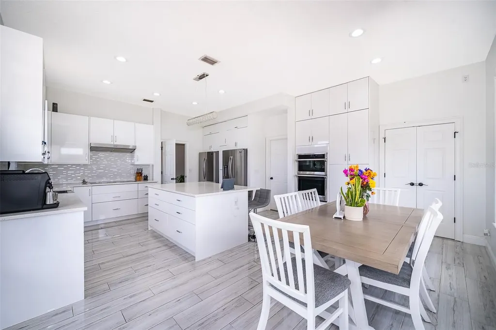 17550 County Road 455 Montverde FL 34756