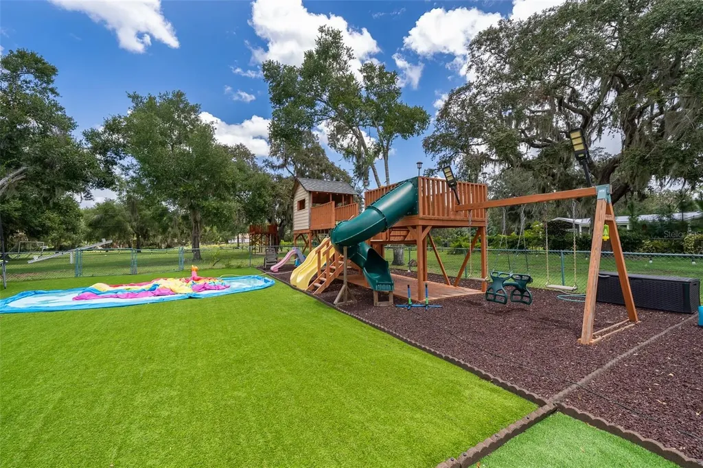 17550 County Road 455 Montverde FL 34756