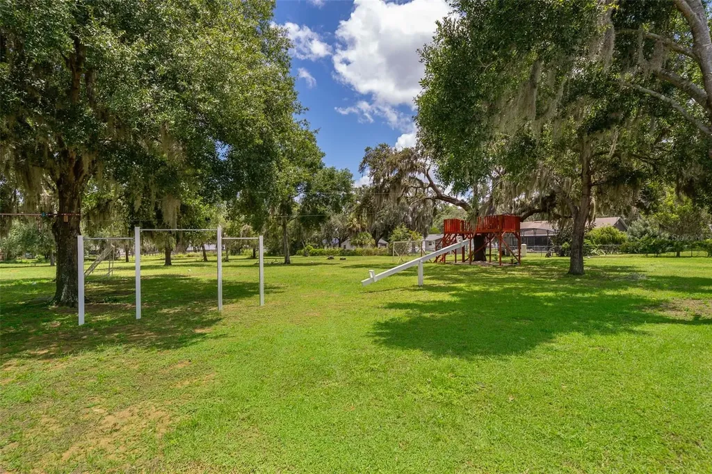 17550 County Road 455 Montverde FL 34756