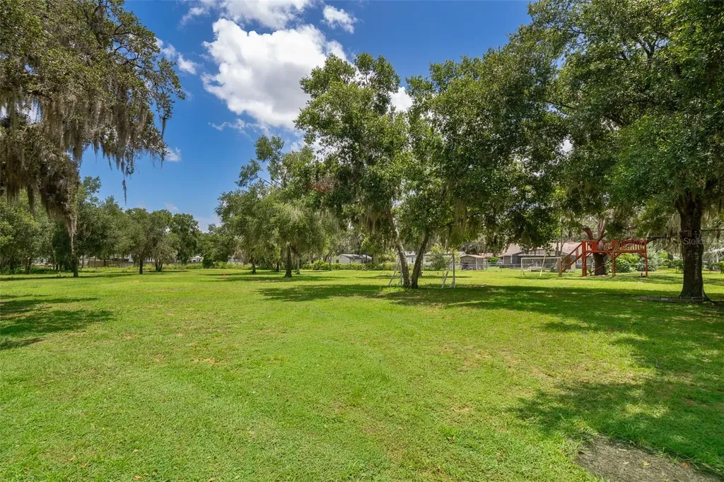17550 County Road 455 Montverde FL 34756