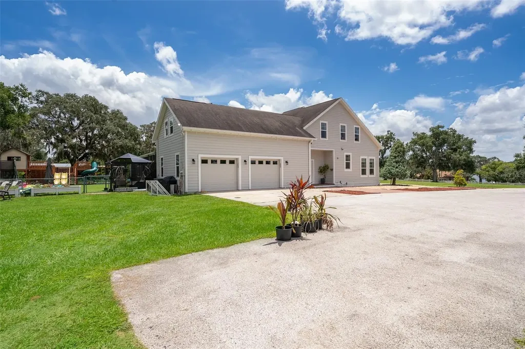 17550 County Road 455 Montverde FL 34756