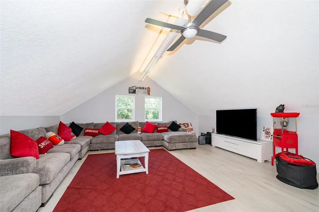 17550 County Road 455 Montverde FL 34756