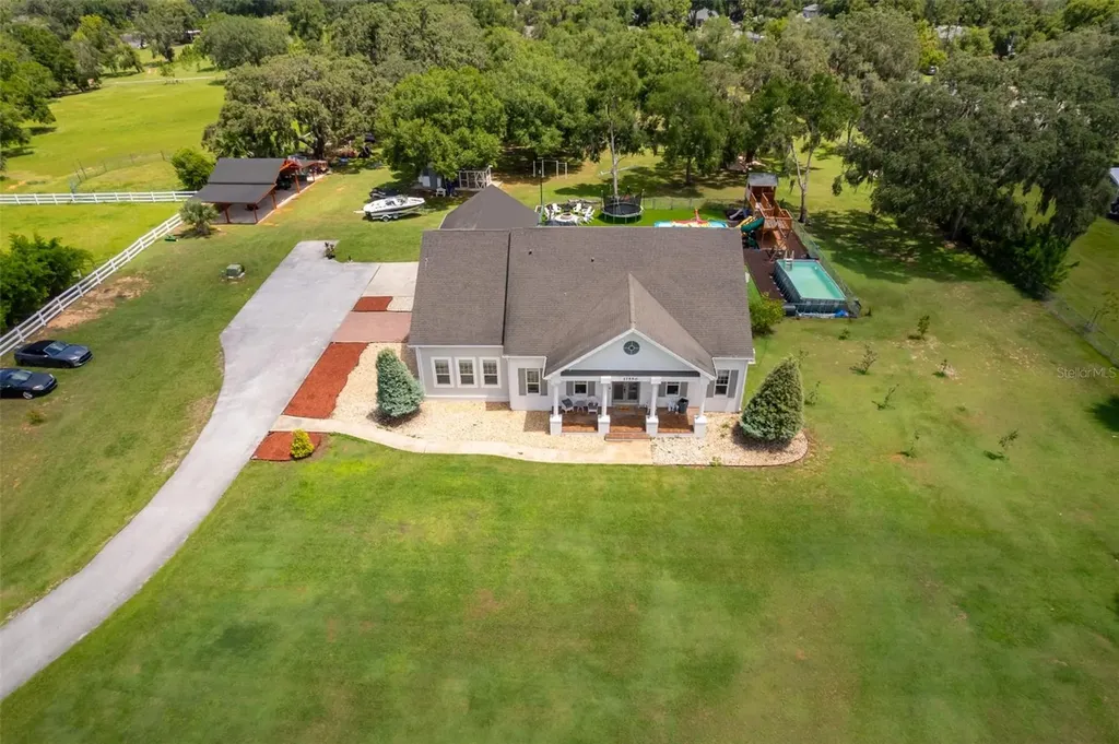 17550 County Road 455 Montverde FL 34756