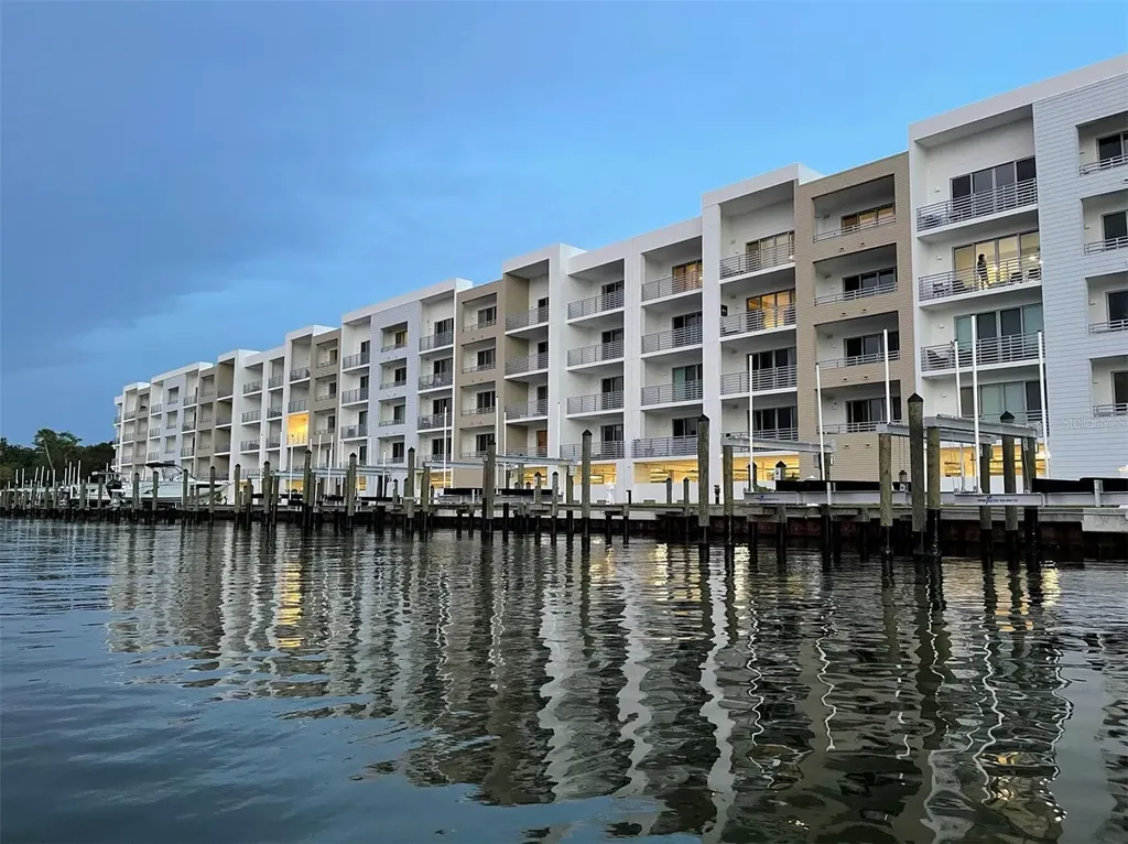 1709 N Tamiami Trail Sarasota FL 34234