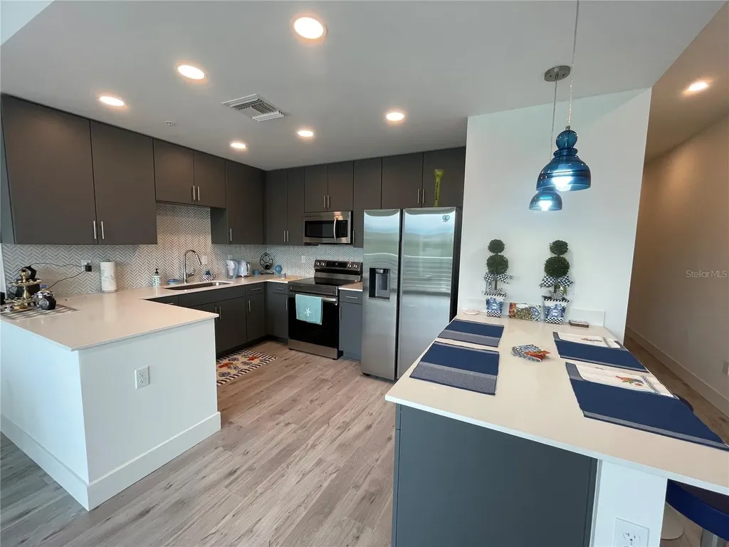 1709 N Tamiami Trail Sarasota FL 34234