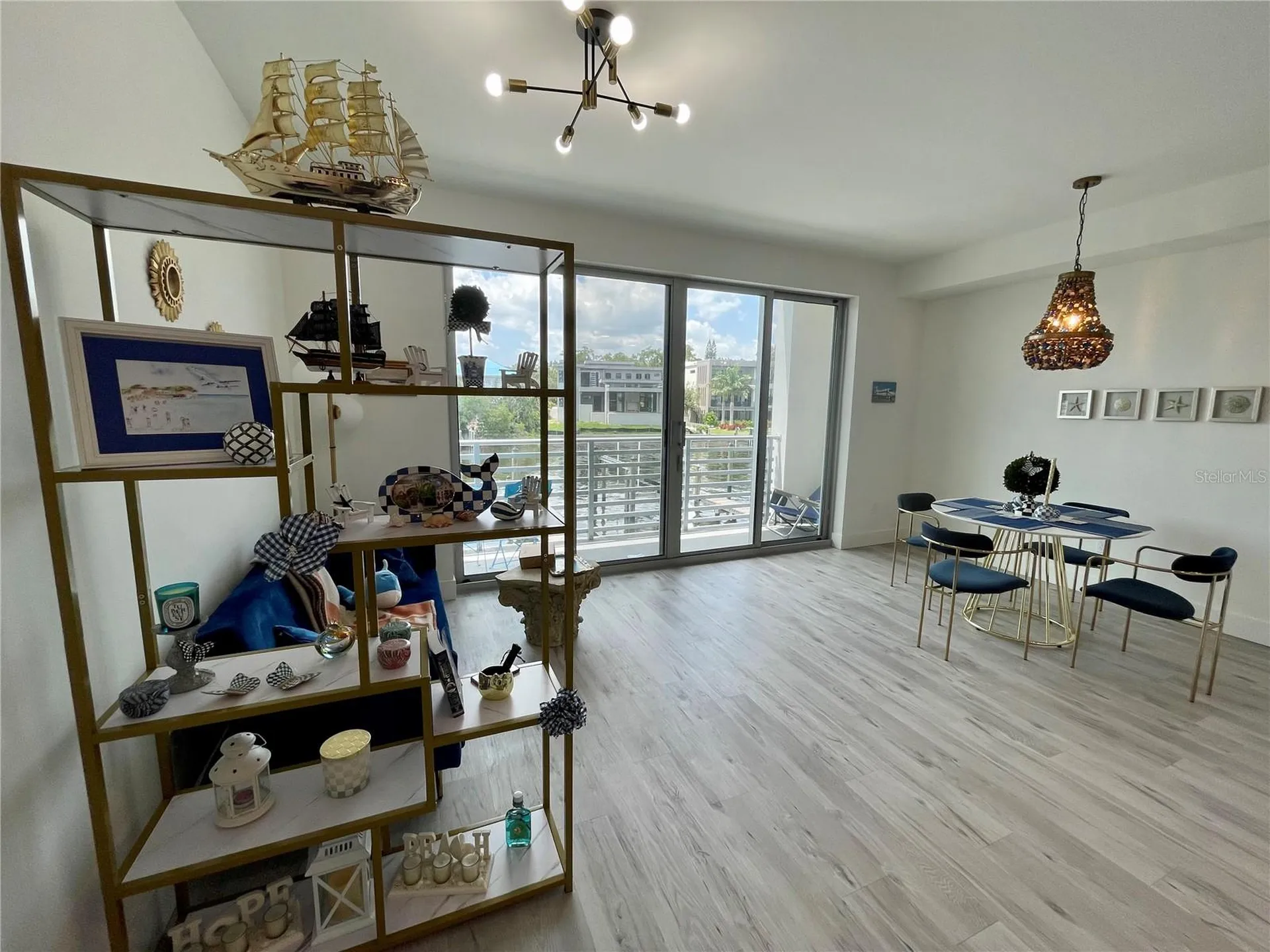1709 N Tamiami Trail Sarasota FL 34234