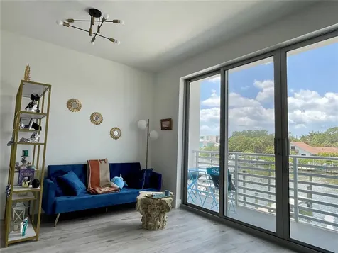 1709 N Tamiami Trail Sarasota FL 34234