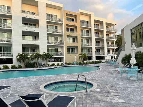 1709 N Tamiami Trail Sarasota FL 34234