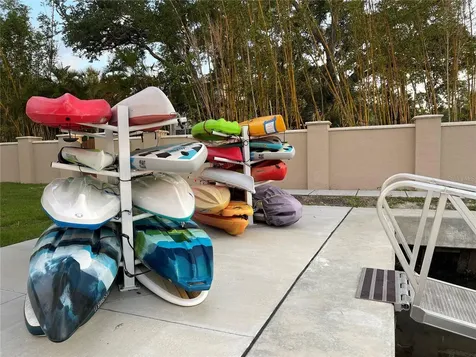 1709 N Tamiami Trail Sarasota FL 34234