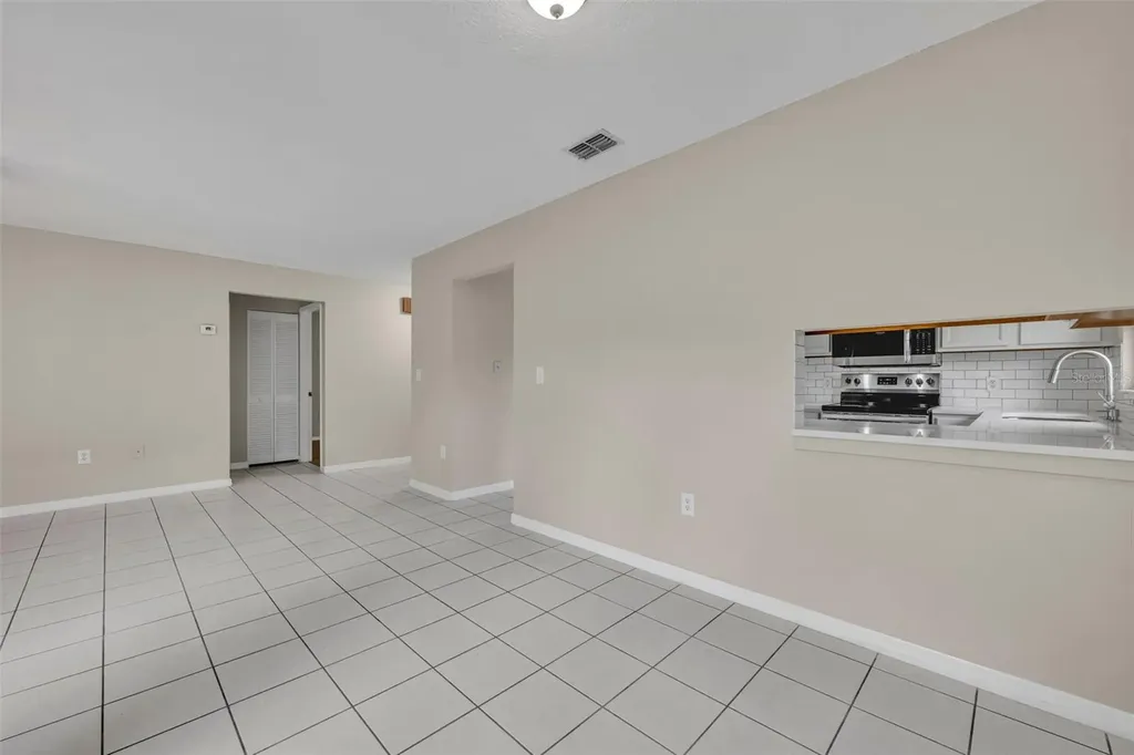 557 Hunter Circle Kissimmee FL 34758