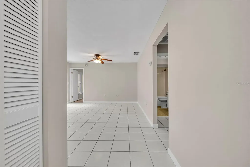 557 Hunter Circle Kissimmee FL 34758
