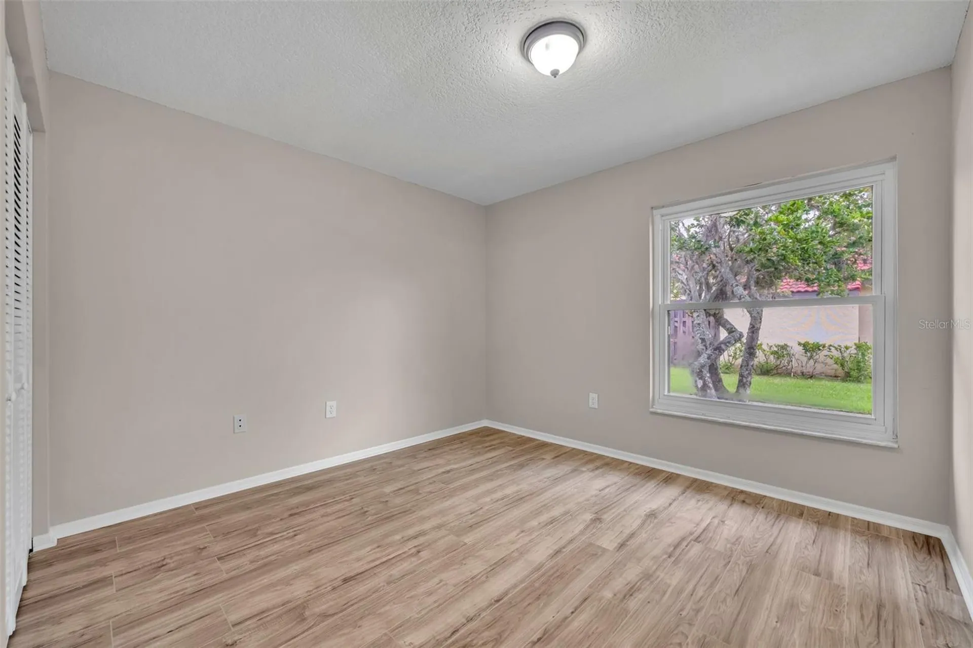 557 Hunter Circle Kissimmee FL 34758